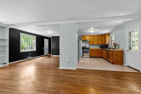 Living - 73 E Wheelock St, Hanover, NH 03755 photo 2 of 5
