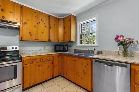 Kitchen - 73 E Wheelock St, Hanover, NH 03755 photo 1 of 2