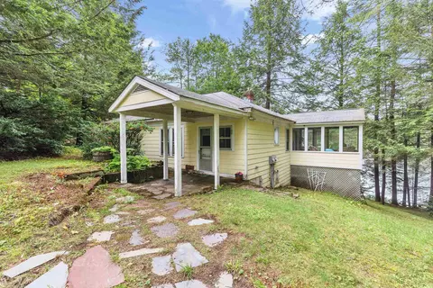 71 Headlands Rd, Winchester, NH 03470