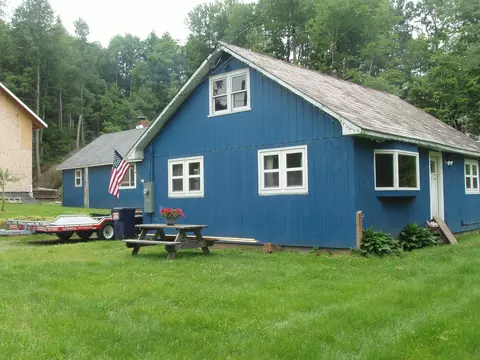 772 Kelley Hill Rd, Pawlet, VT 05761