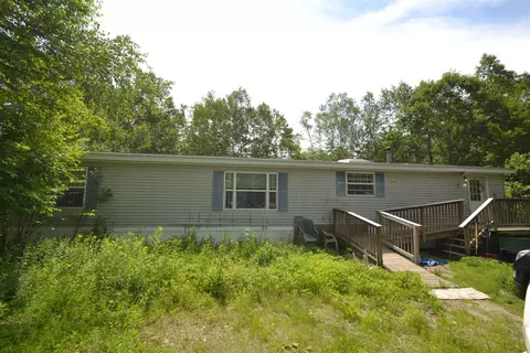 96 Lane Rd, Holderness, NH 03245