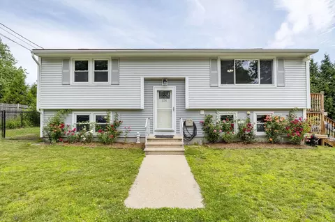 124 Claire St, Manchester, NH 03103