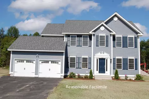 114 Lantern Dr, Sandown, NH 03873