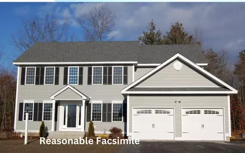 114 Lantern Dr, Sandown, NH 03873