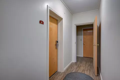 Entry Way - 8 River Run Dr # H, Bartlett, NH 03812 photo 2 of 3
