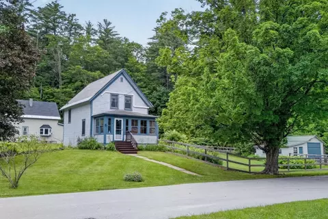 2 Charles St, Proctor, VT 05765