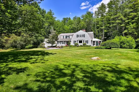 258 Chester Rd, Grafton, VT 05146