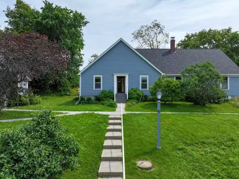 4 Overbrook Dr, Middlebury, VT 05753