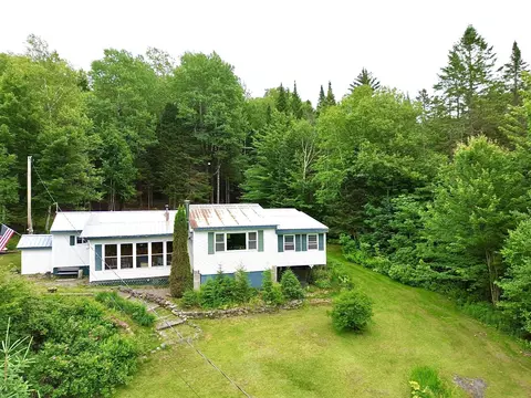 16 Griffin Rd, Stewartstown, NH 03576