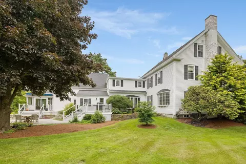 79 Atlantic Ave, North Hampton, NH 03862