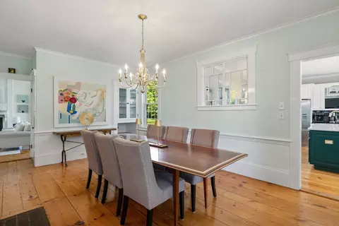 Dining - 79 Atlantic Ave, North Hampton, NH 03862 photo 4 of 6
