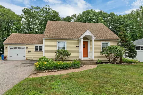 2007 Lafayette Rd, Portsmouth, NH 03801