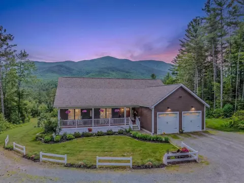 701 Easton Valley Rd, Easton, NH 03580