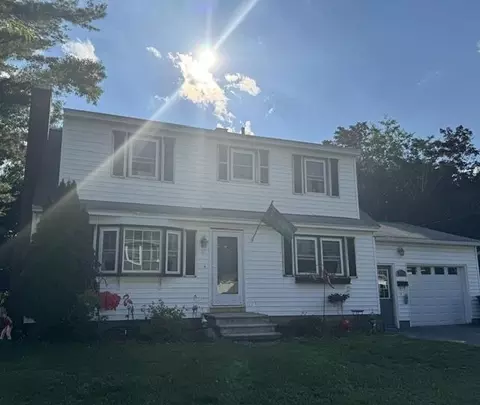 10 Hastings Ln, Nashua, NH 03064