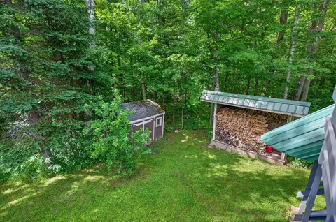 Exterior - 7 Tapping Tree Ln, Dover, VT 05356 photo 8 of 9