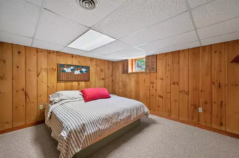 Bedroom - 7 Tapping Tree Ln, Dover, VT 05356 photo 4 of 4