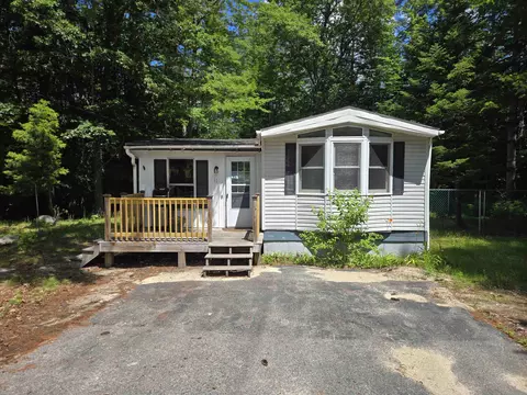 11 Beech River Cir, Ossipee, NH 03814