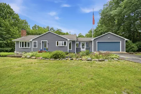 119 Country Club Rd, Hopkinton, NH 03229
