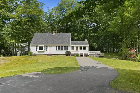 5 Council Tree Ln, Wolfeboro, NH 03894