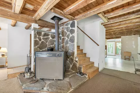 Entry Way - 61 Macdonald Ln, Groton, NH 03266 photo 3 of 5