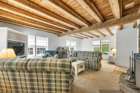 Living - 61 Macdonald Ln, Groton, NH 03266 photo 1 of 2