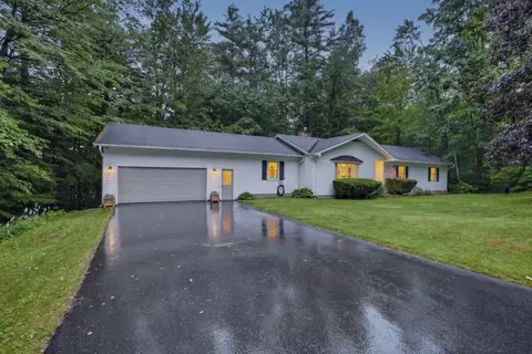 12 Snowshoe Hill Rd, Claremont, NH 03743