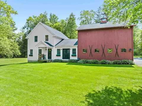 140 Ward Pond Rd, Morristown, VT 05661