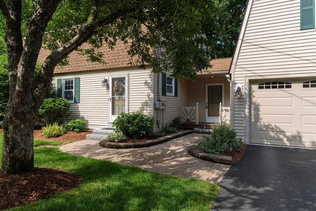 130 Lindstrom Ln, Manchester, NH 03104