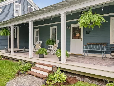 523 Little Chicago Rd, Ferrisburgh, VT 05456