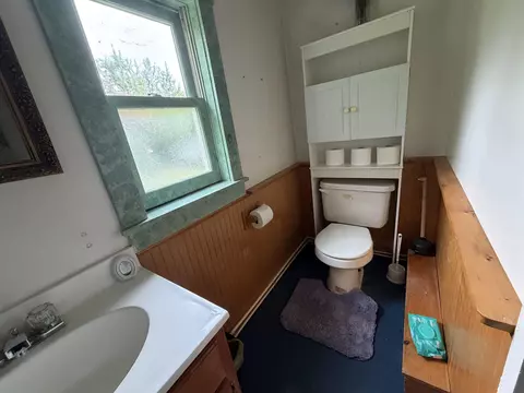 Bath - 1026 1028 Vt Route 100c, Johnson, VT 05656 photo 2 of 2