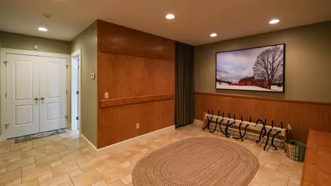 Entry Way - 27 Johnson Loop, Ludlow, VT 05149 photo 5 of 6