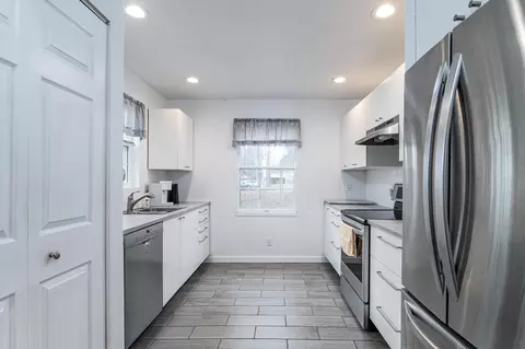 Kitchen - 223 Eureka Rd, Springfield, VT 05156 photo 1 of 5
