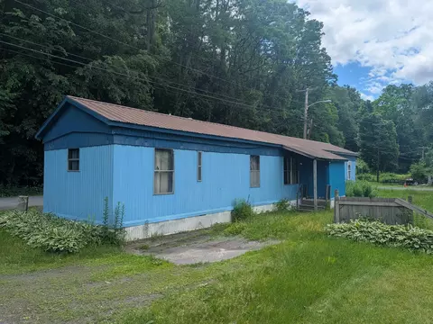 8 Great Meadow Park #8, Charlestown, NH 03603