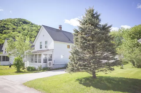 48 Virgin Ave, Hancock, VT 05748