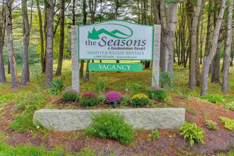 4 Seasons At Attitash Rd # F, Bartlett, NH 03812
