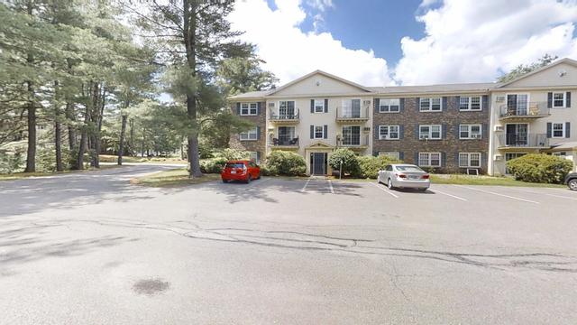 7 Autumn Leaf Dr #24, Nashua, NH 03060
