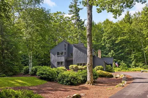 Exterior - 52 Upper Bay Rd, Sunapee, NH 03782 photo 2 of 12