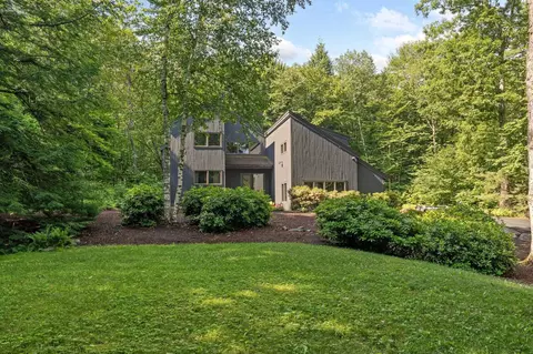 Exterior - 52 Upper Bay Rd, Sunapee, NH 03782 photo 8 of 12