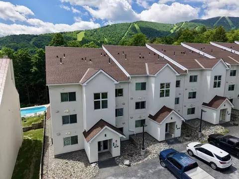 251 Mountainside Dr #59, Warren, VT 05674