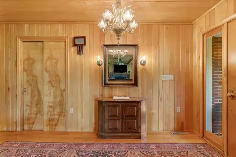 Entry Way - 309 Vt Route 15, Jericho, VT 05465 photo 2 of 3