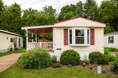 53 North St, Colchester, VT 05446