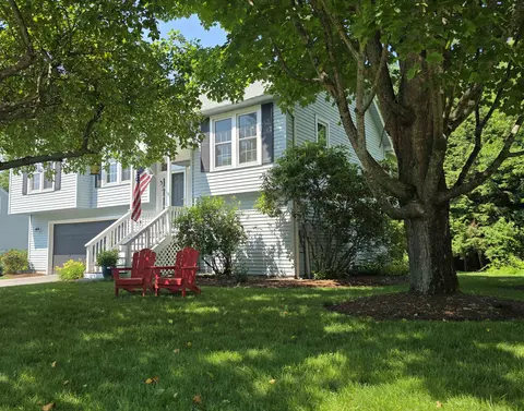 9 Styles Dr, Concord, NH 03301