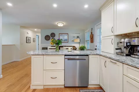 Kitchen - 9 Styles Dr, Concord, NH 03301 photo 6 of 6