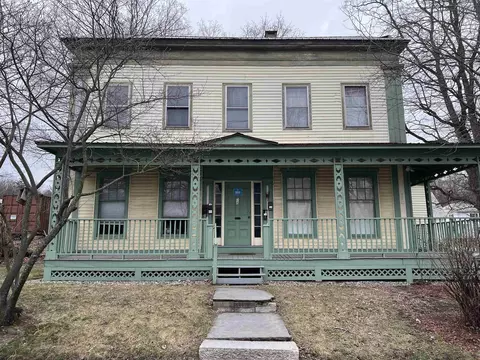 28 Brook St, Brattleboro, VT 05301