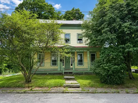 28 Brook St, Brattleboro, VT 05301
