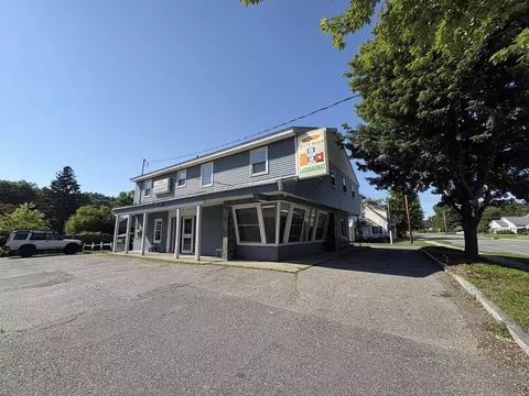 754 Hartford Ave, Hartford, VT 05001