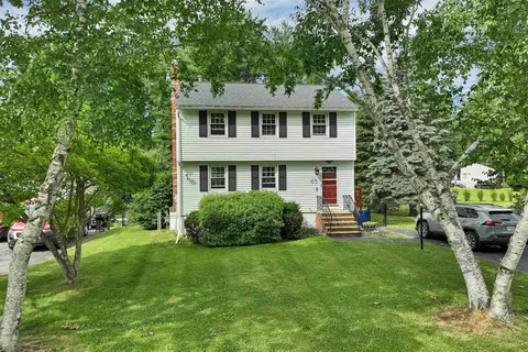 65 Toftree Ln, Dover, NH 03820