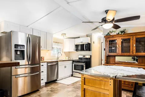 39 Hilton Ave, Exeter, NH 03833 photo 13