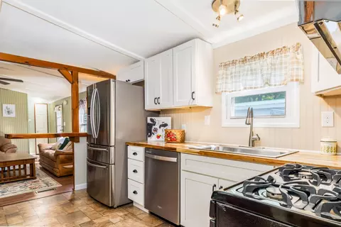 39 Hilton Ave, Exeter, NH 03833 photo 16