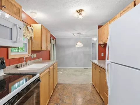 135 Williston Woods Rd, Williston, VT 05495 photo 11